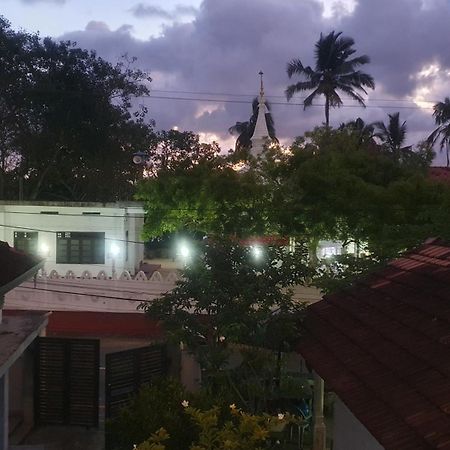 Margaret House Hotel Mirissa Bagian luar foto